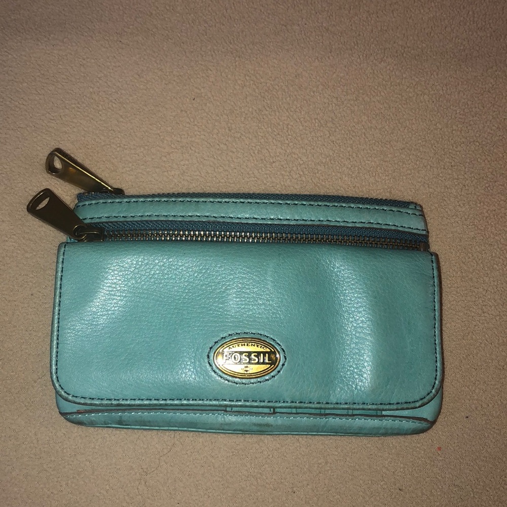 Fossil wallet